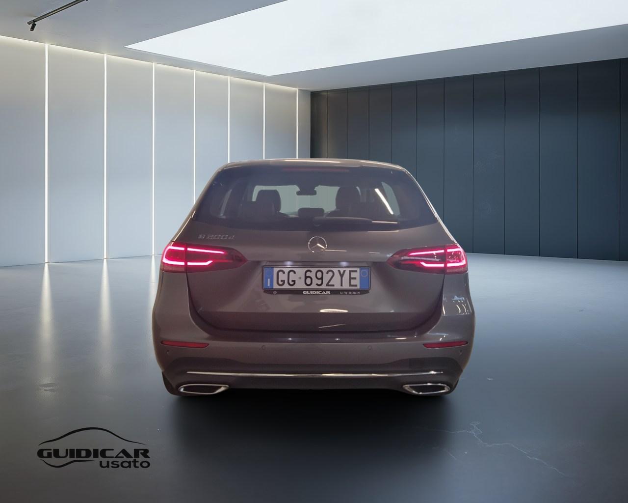 Mercedes-Benz Classe B - W247 2018 - B 200 d Sport Plus auto