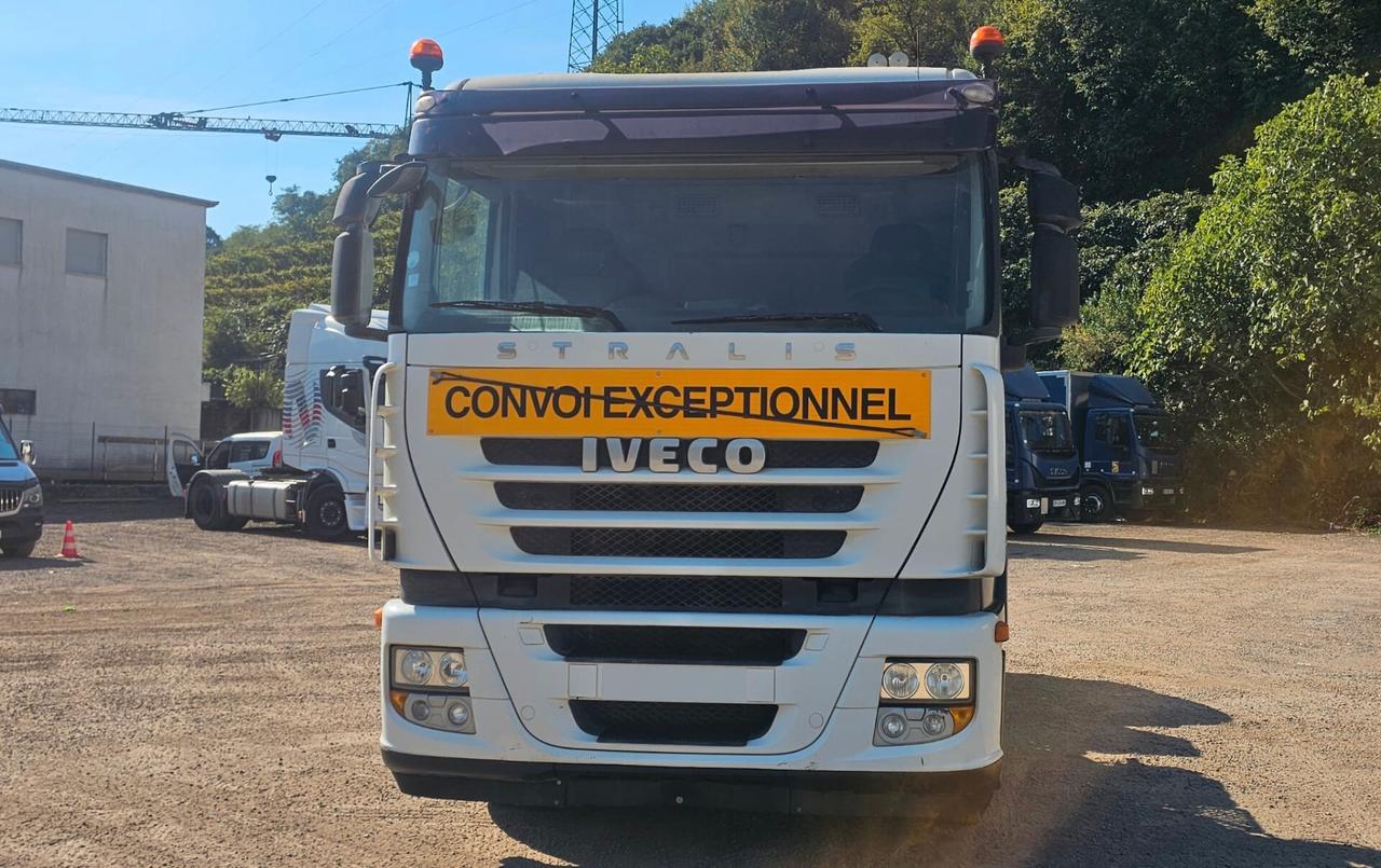 IVECO Stralis AS440S50T/P – 500 CV – Cambio manuale – solo circa 375.000 km