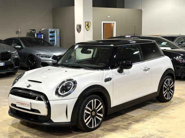MINI Cooper SE Classic - 17"- Camera - Keyless - Carplay -LED-IVA
