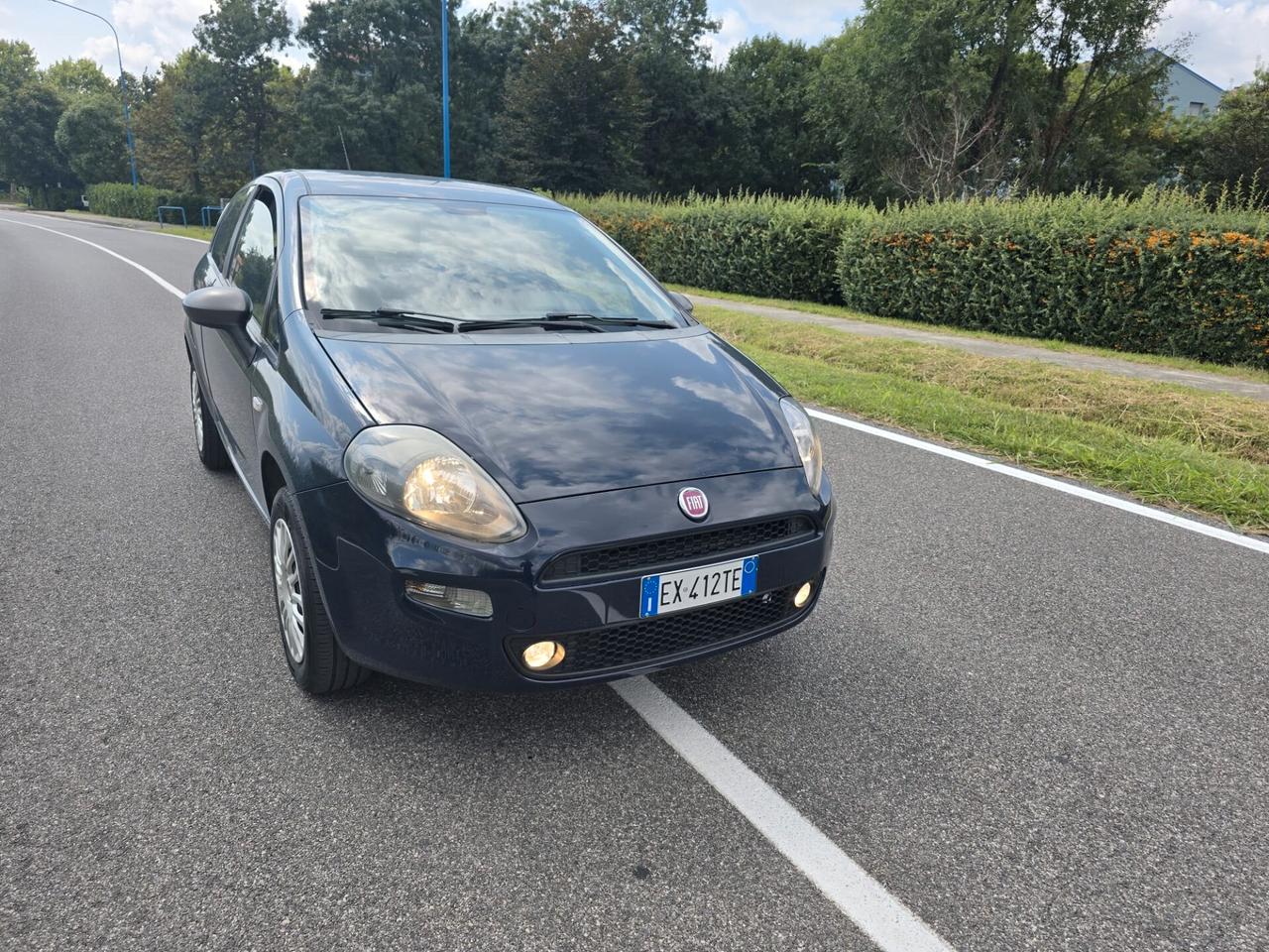 FIAT PUNTO EVO BENZ/METANO- EURO 6- OK NEOPATENTATI-