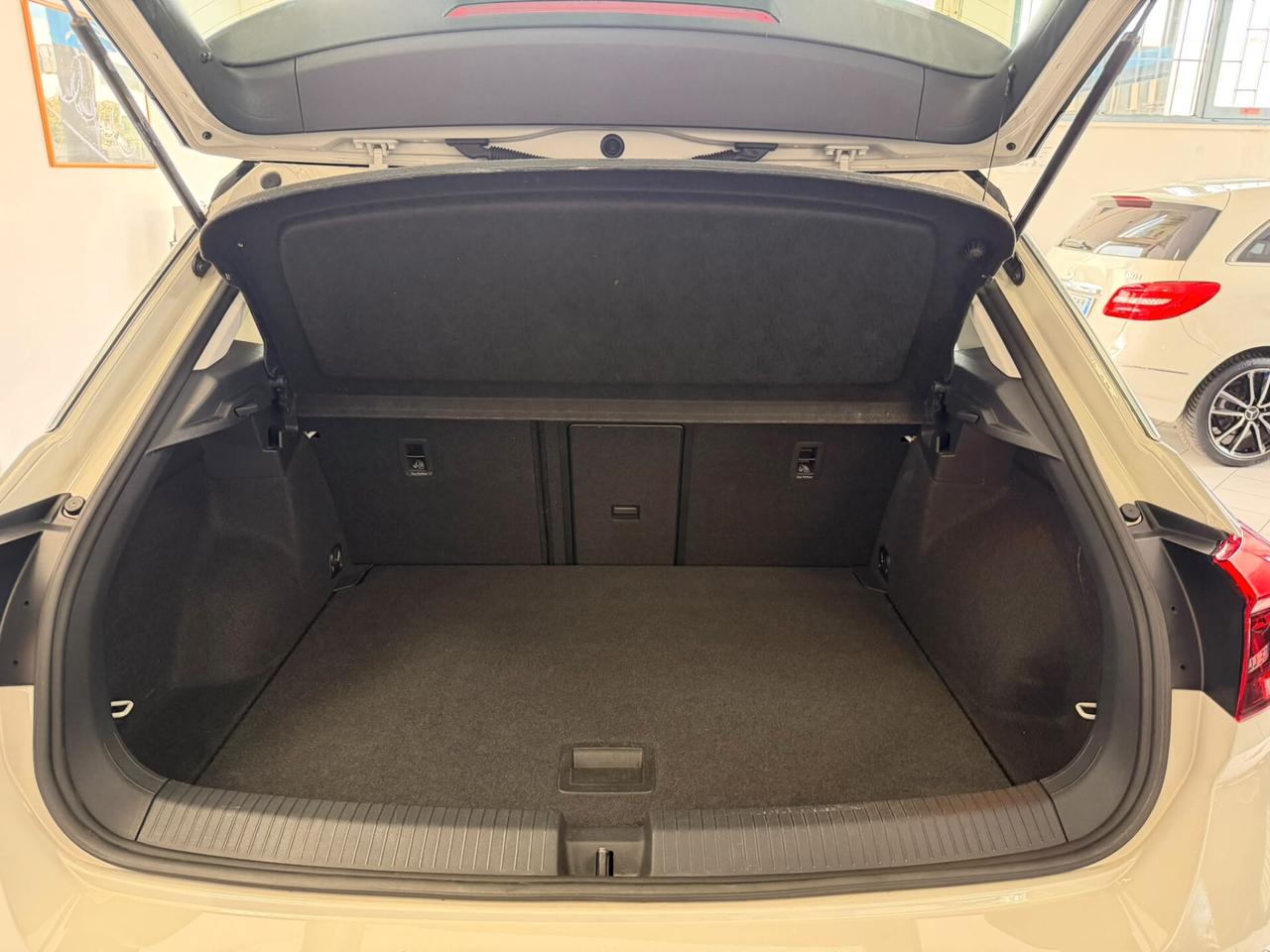 VW T-Roc 1.0 TSI X NEOPATENTATI 2022