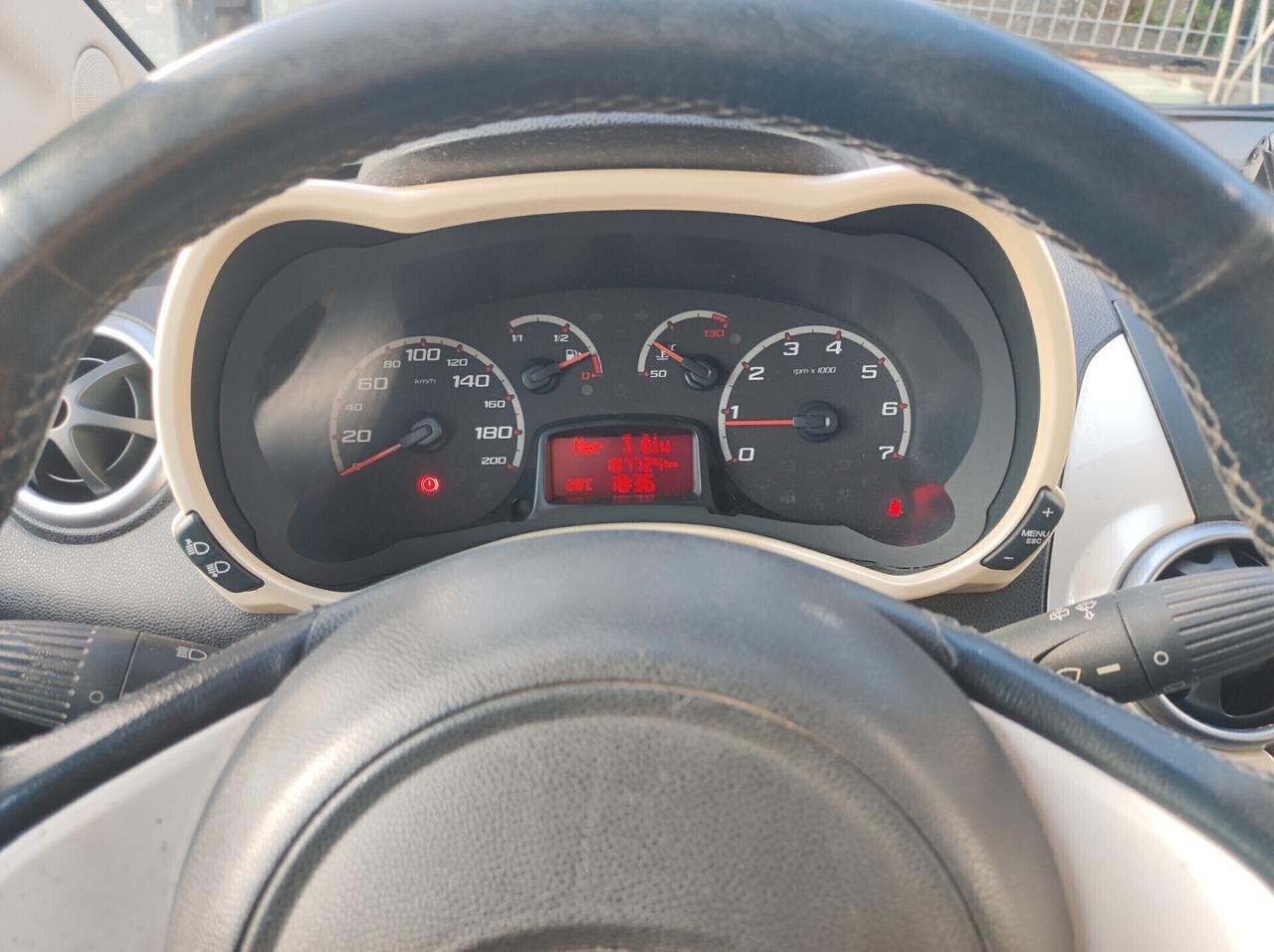 Ford Ka 1.2 8V 69CV Titanium