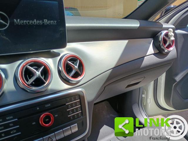 MERCEDES-BENZ GLA 200 d Automatic 4Matic Premium