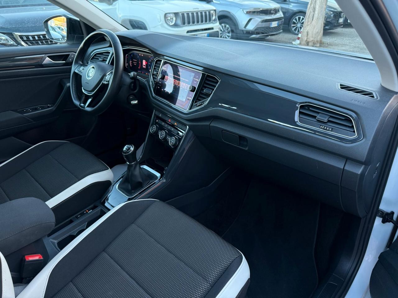 Volkswagen T-Roc 1.6 TDI 116CV Advanced - 2020
