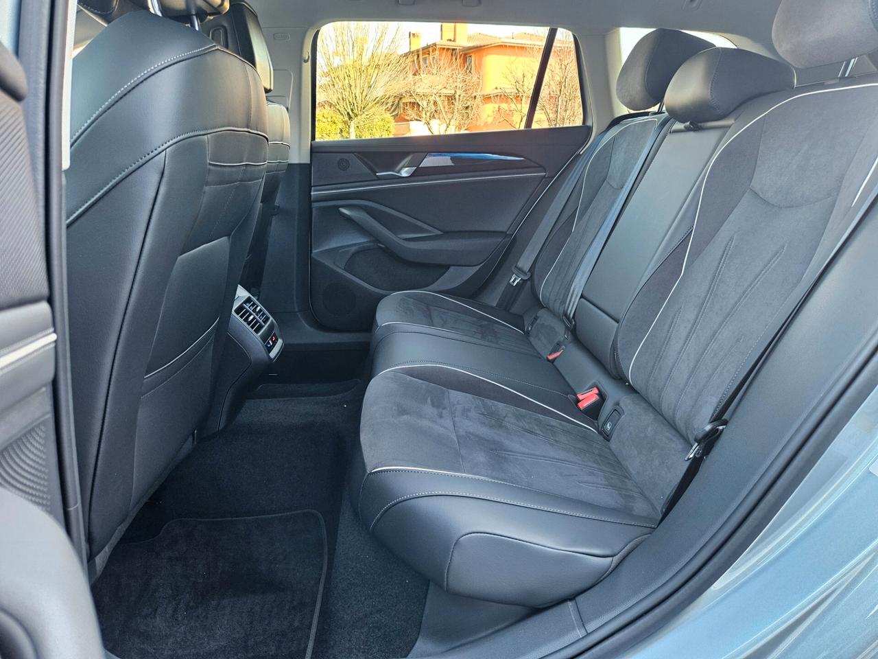 Volkswagen Passat 2.0 TDI 150 CV SCR DSG Business