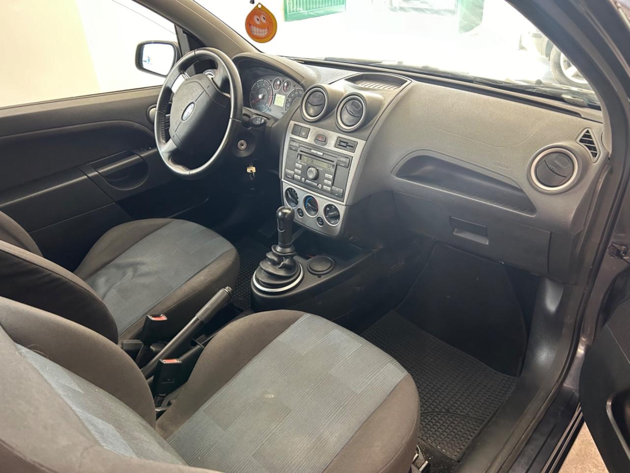 Ford Fiesta 1.6 TDCi 3p. Ghia