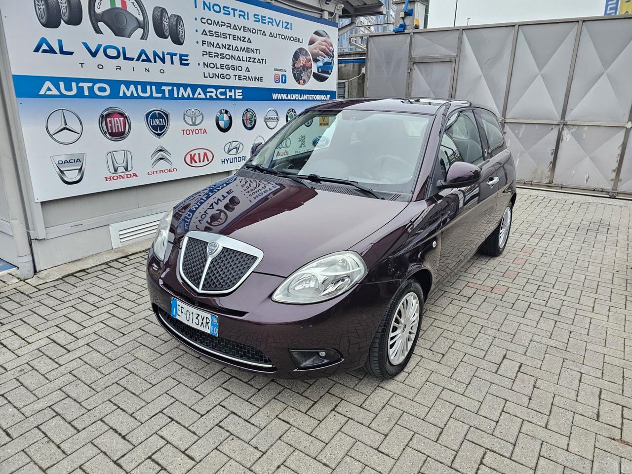 Lancia Ypsilon 1.2 69 CV New Oro