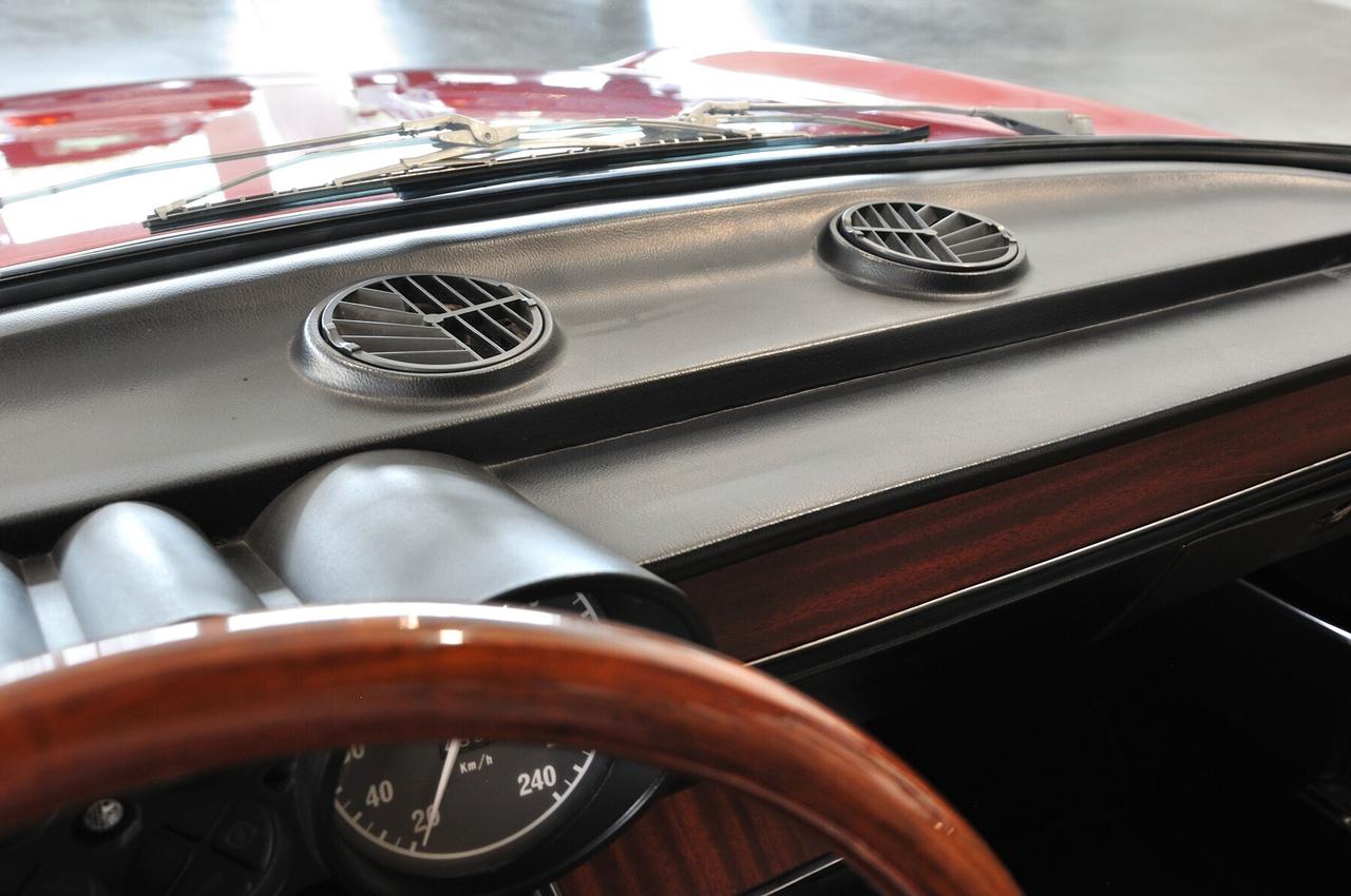Alfa Romeo 2000 GTV ASI ORO