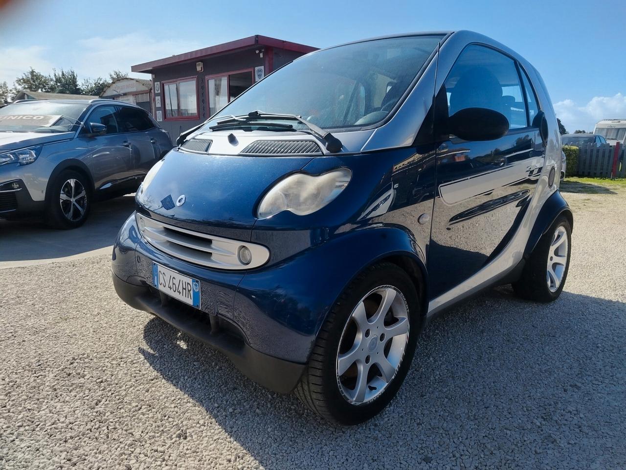 Smart ForTwo 700 coupé passion (45 kW)