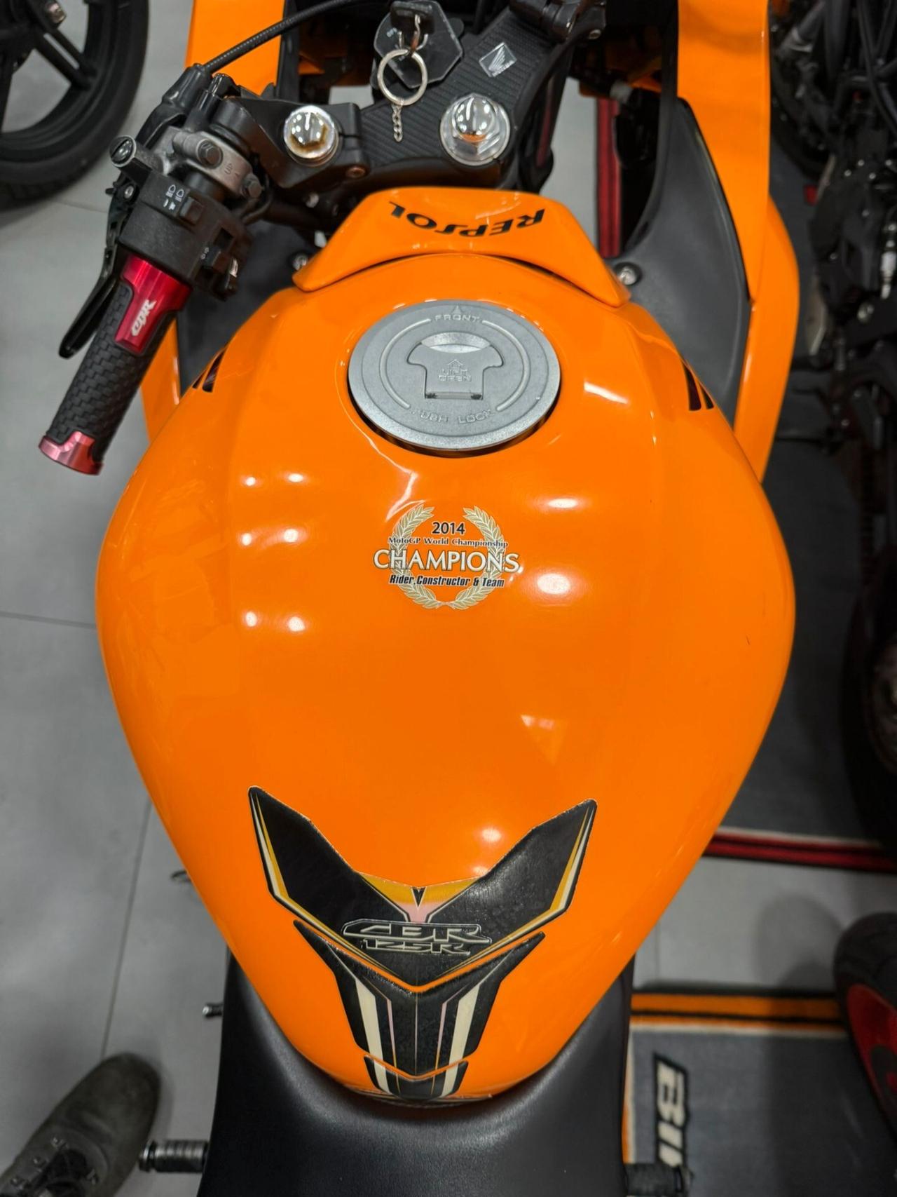 Honda CBR 125 R Repsol