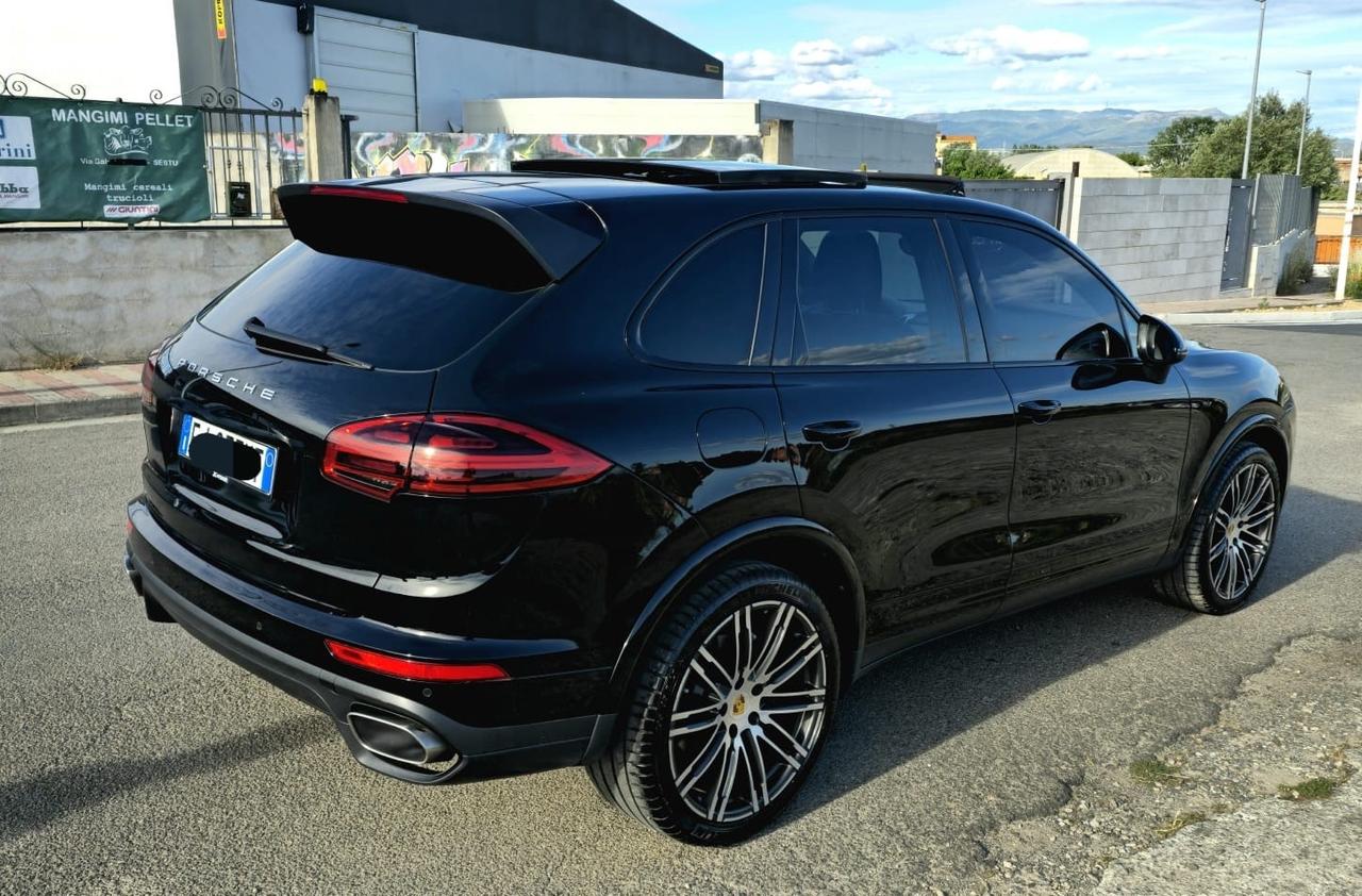 Porsche Cayenne 3.0 Diesel Platinum Edition