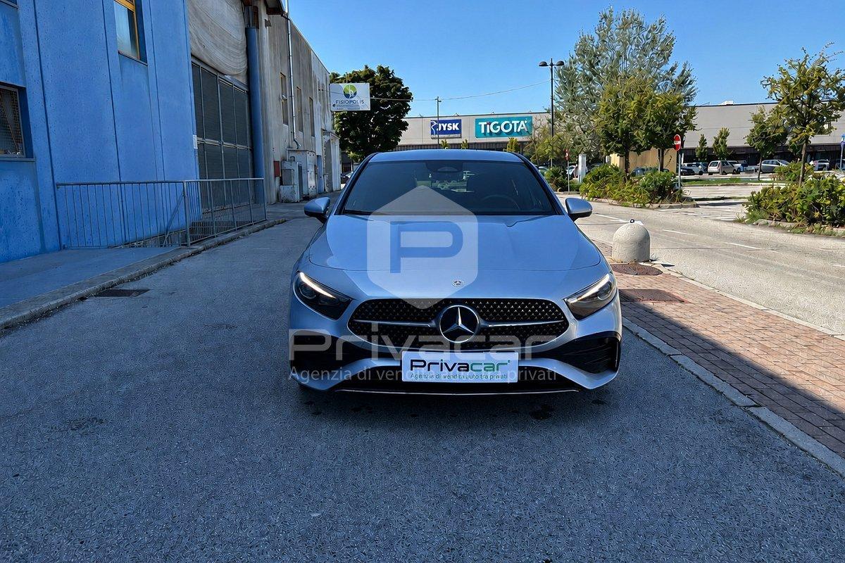 MERCEDES A 200 d Automatic AMG Line Premium