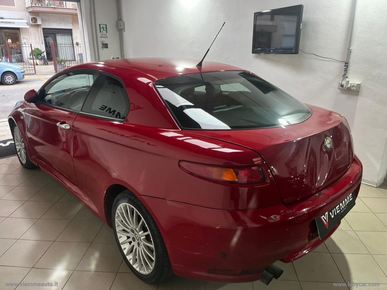 ALFA ROMEO GT 1.9 JTDM 16V Distinctive