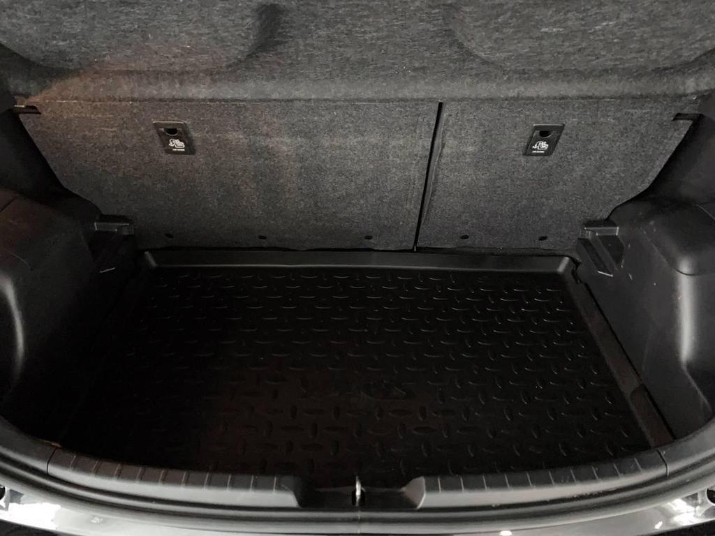 Toyota Yaris 5 Porte 1.5 VVT-i Hybrid Lounge Blue E-CVT