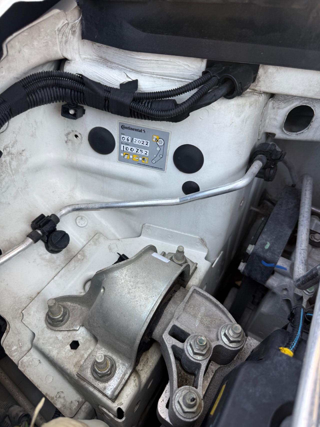 Ypsilon 1.2 benzina euro6B Unipro NEOPATENTATI