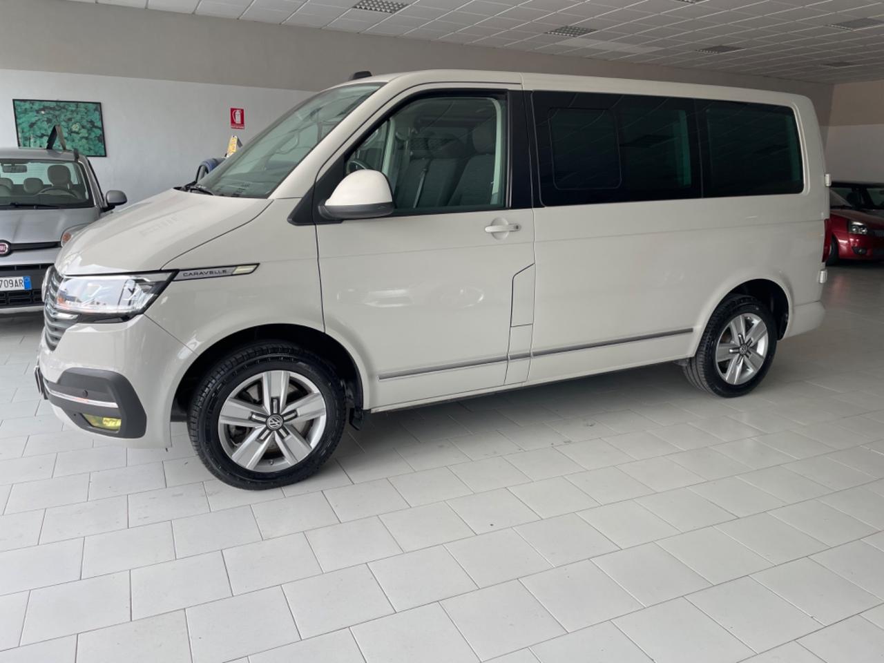 Volkswagen Caravelle 2.0 TDI 199CV DSG 4 Motion PC Comfortline