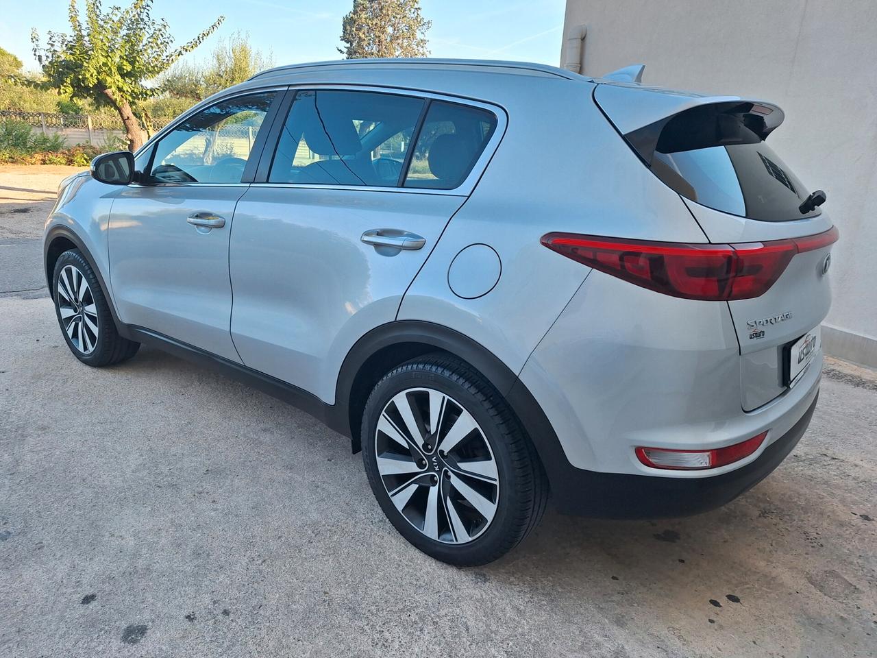 Kia Sportage 1.7 CRDI 2WD "NAVI" 127000 KM 2016