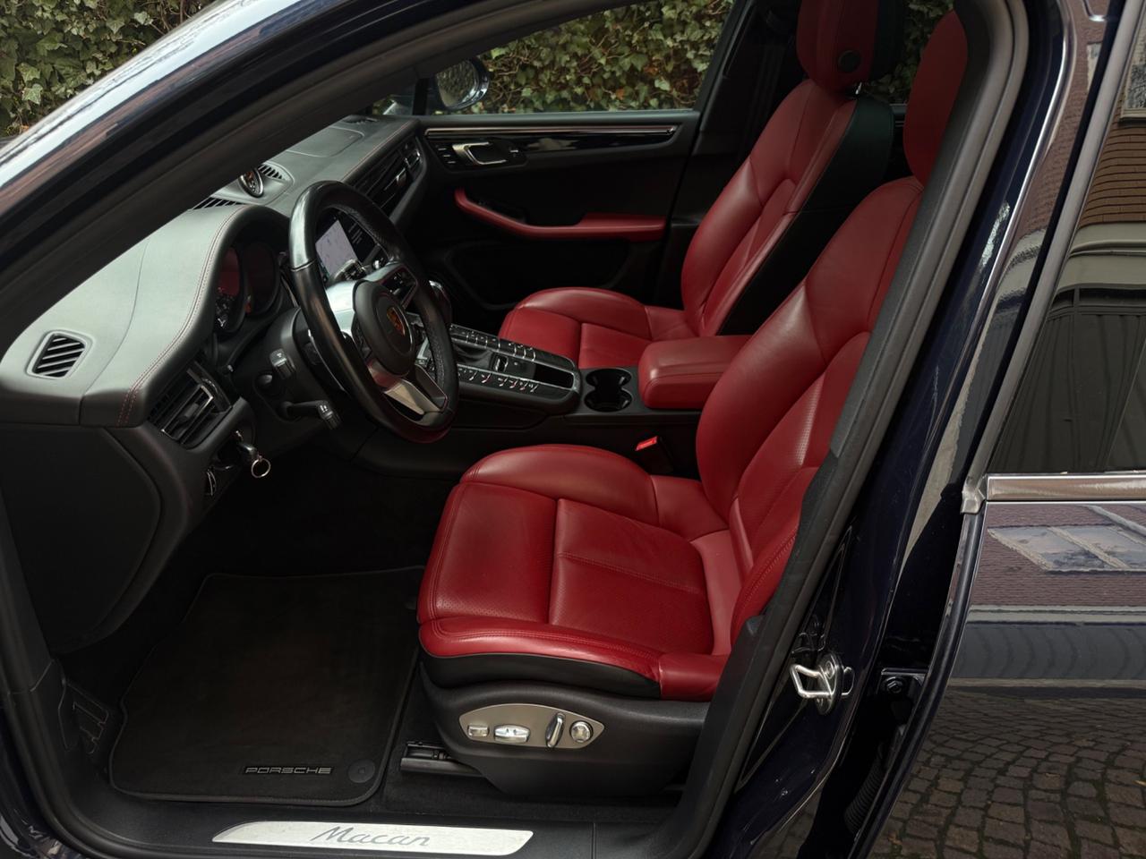 Porsche Macan Macan 2.0 245cv Panorama LOOK GTS FULL IVA ESPOSTA