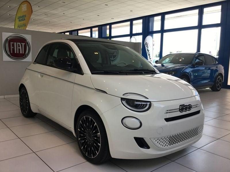 FIAT 500C Hybrid Hybrid La Prima MY25