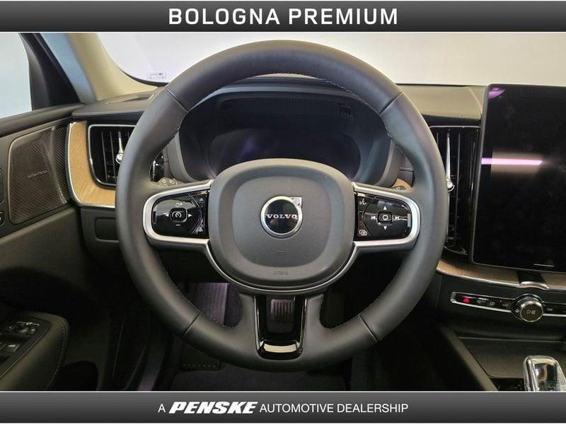 Volvo XC60 XC60 B5 AWD automatico Ultra Dark