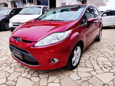 FORD Fiesta 1.4 16V 5p. Bz.- GPL Titanium Bs.