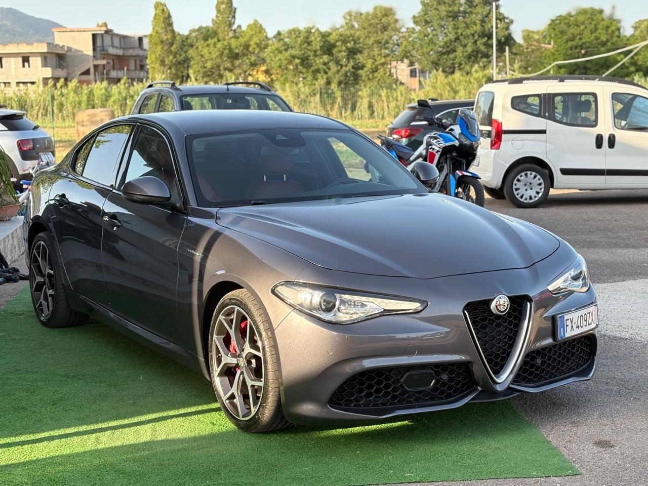 Alfa Romeo Giulia 2.2 Turbodiesel 210 CV AT8 AWD Q4 Veloce