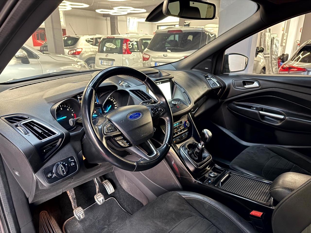 Ford Kuga 1.5 TDCI ST-Line - FABIANOAUTO
