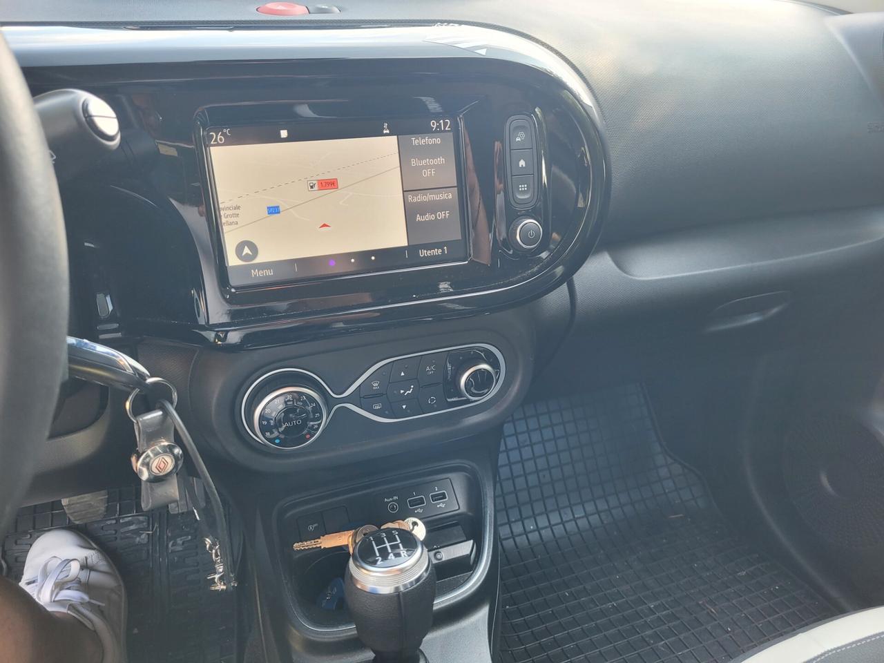 Renault Twingo SCe 65 CV Urban Night