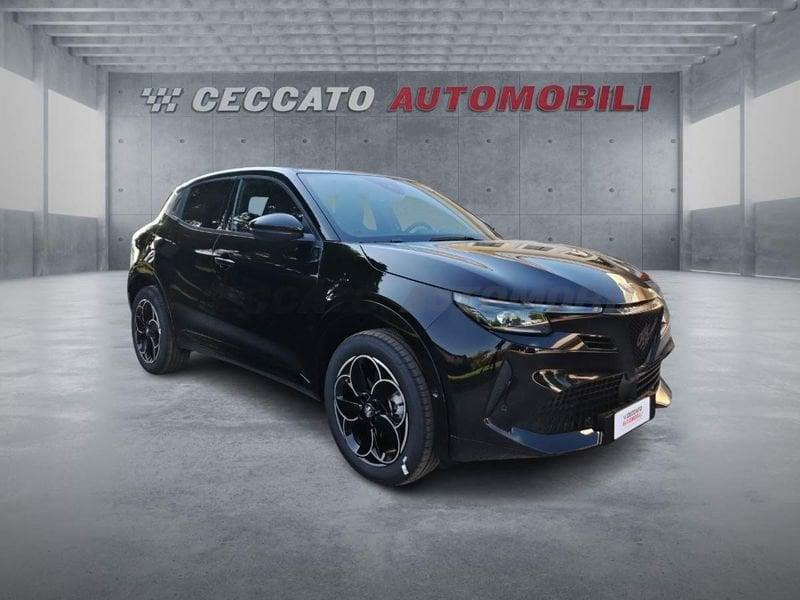 Alfa Romeo Junior Junior 1.2 ibrida Q4 145cv edct6