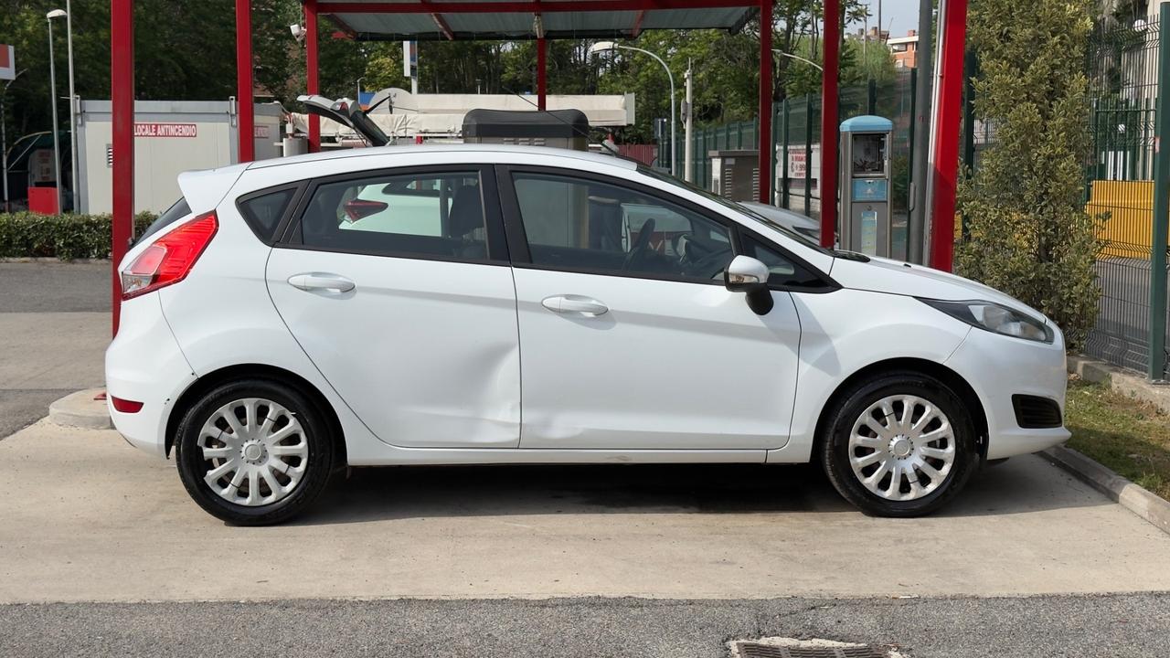 Ford Fiesta 1.0 80CV 5 porte Titanium 2013