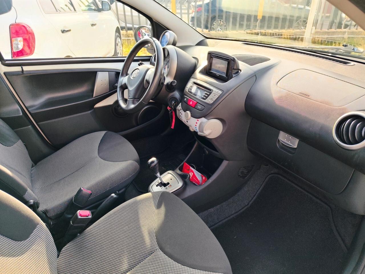 DISPONIBILE!Toyota Aygo 1.0 CAMBIO AUTOMATICO