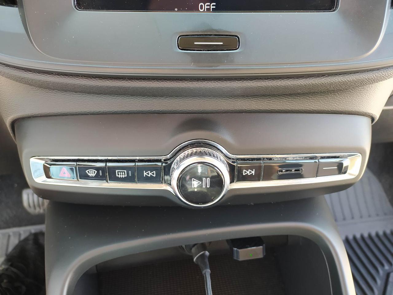 Volvo XC40 Momentum D3 #6463