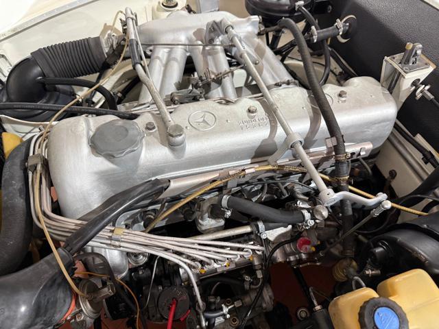 MERCEDES-BENZ SL 230 ISCRITTA ASI - HARDTOP NERO - RESTAURATA