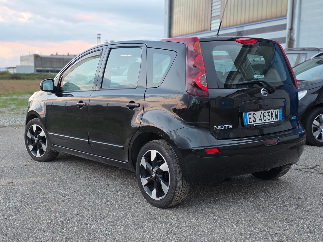 Nissan Note 1.5 dCi 90CV Tekna