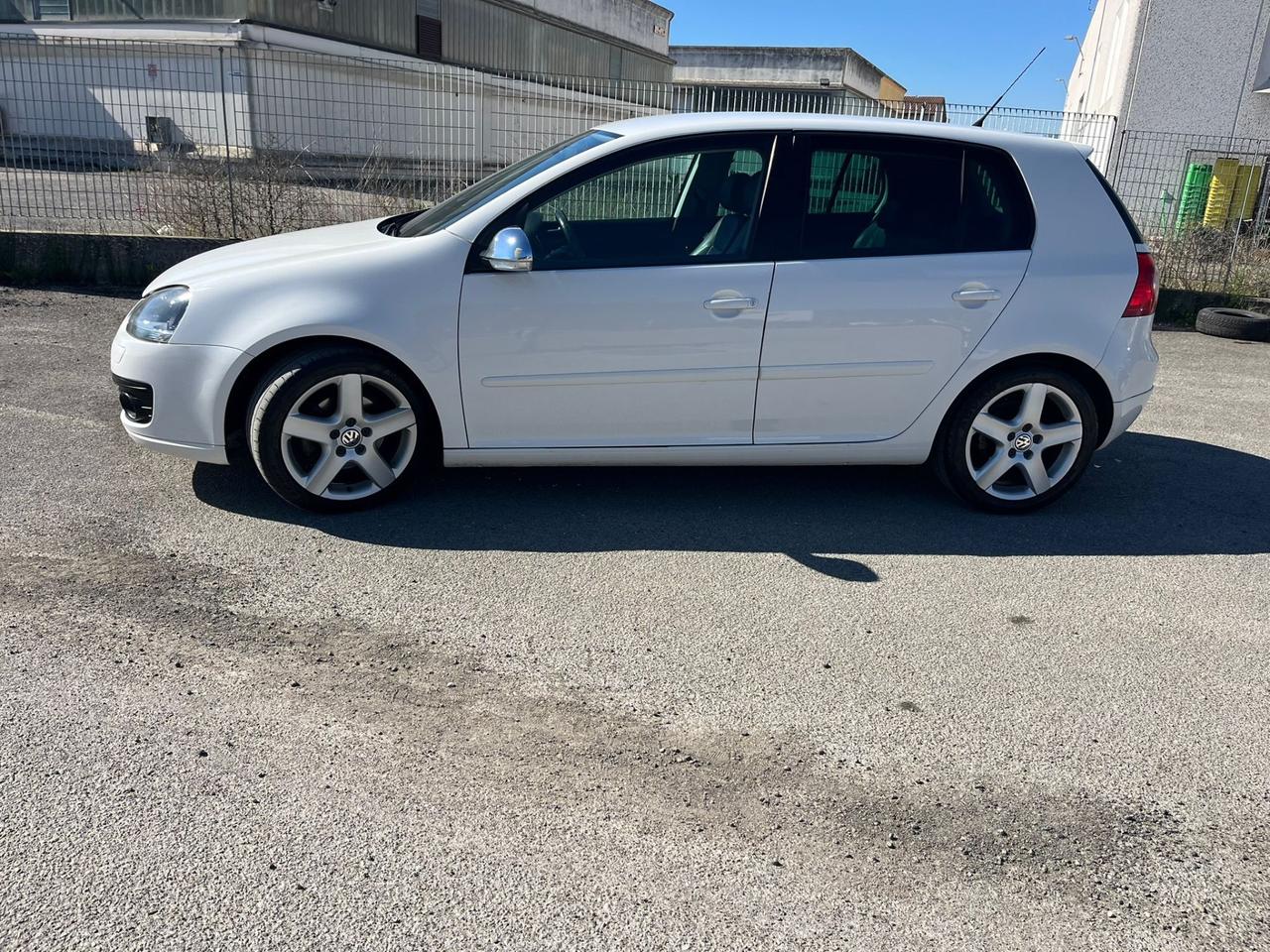 Volkswagen Golf 2.0 TDI GT Sport CAMBIO AUTOMATICO