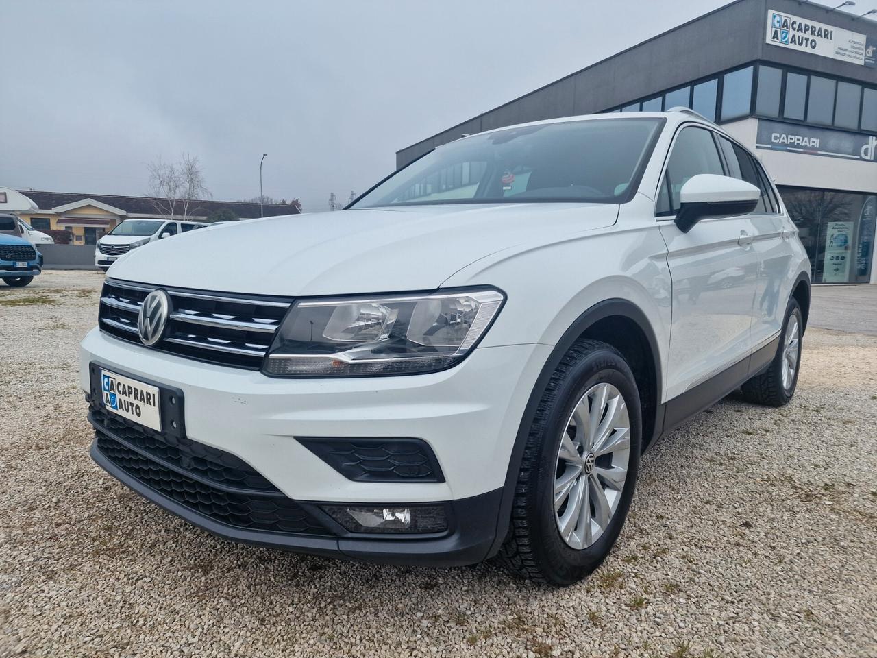 Volkswagen Tiguan 2.0 TDI SCR DSG 4MOTION Business BMT