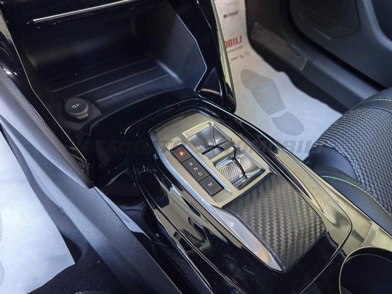 Peugeot 208 208 1.2 hybrid GT 136cv e-dcs 6