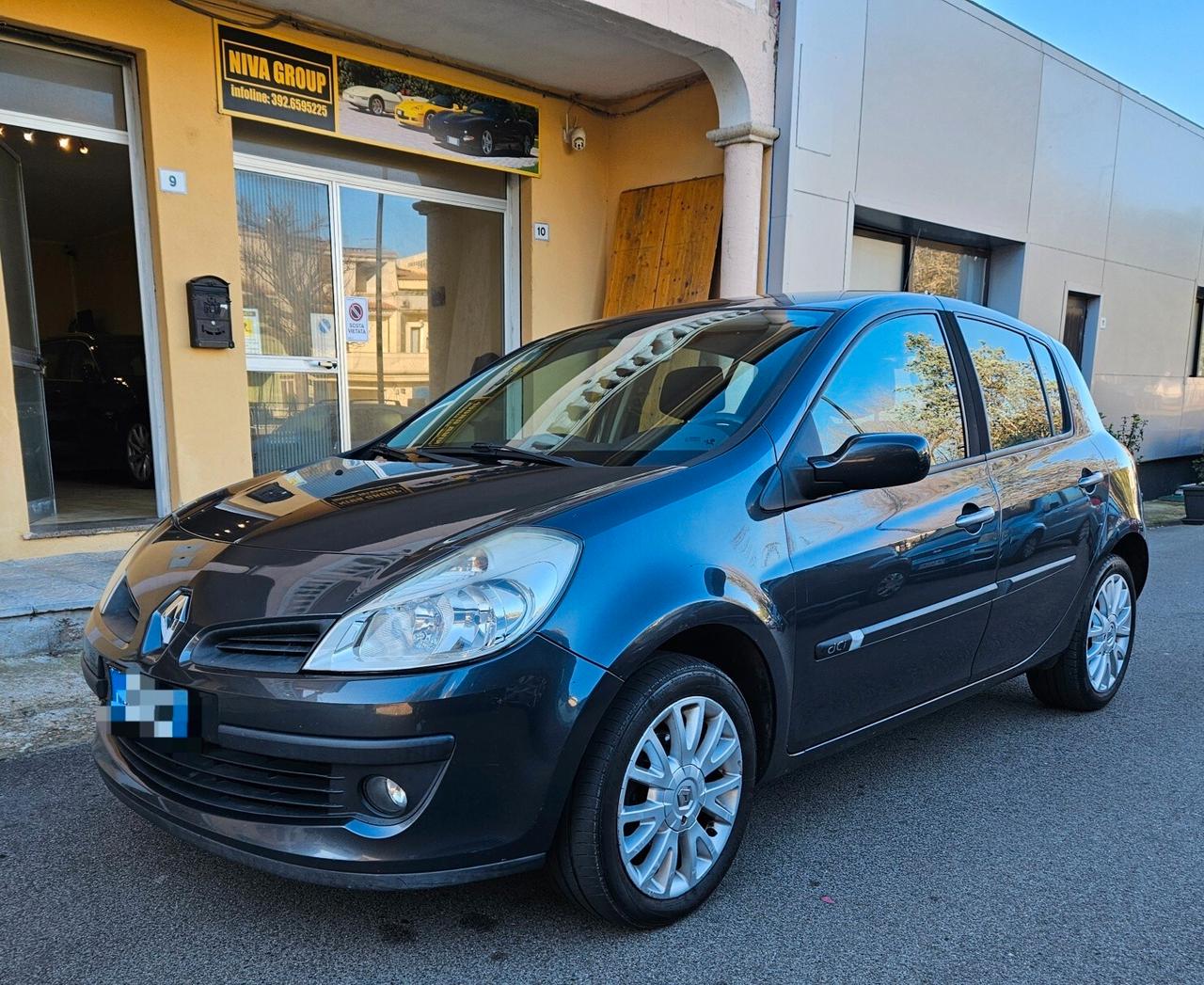 Renault Clio 1.5 dCi NEOPATENTATI!! KM30000!!!!!