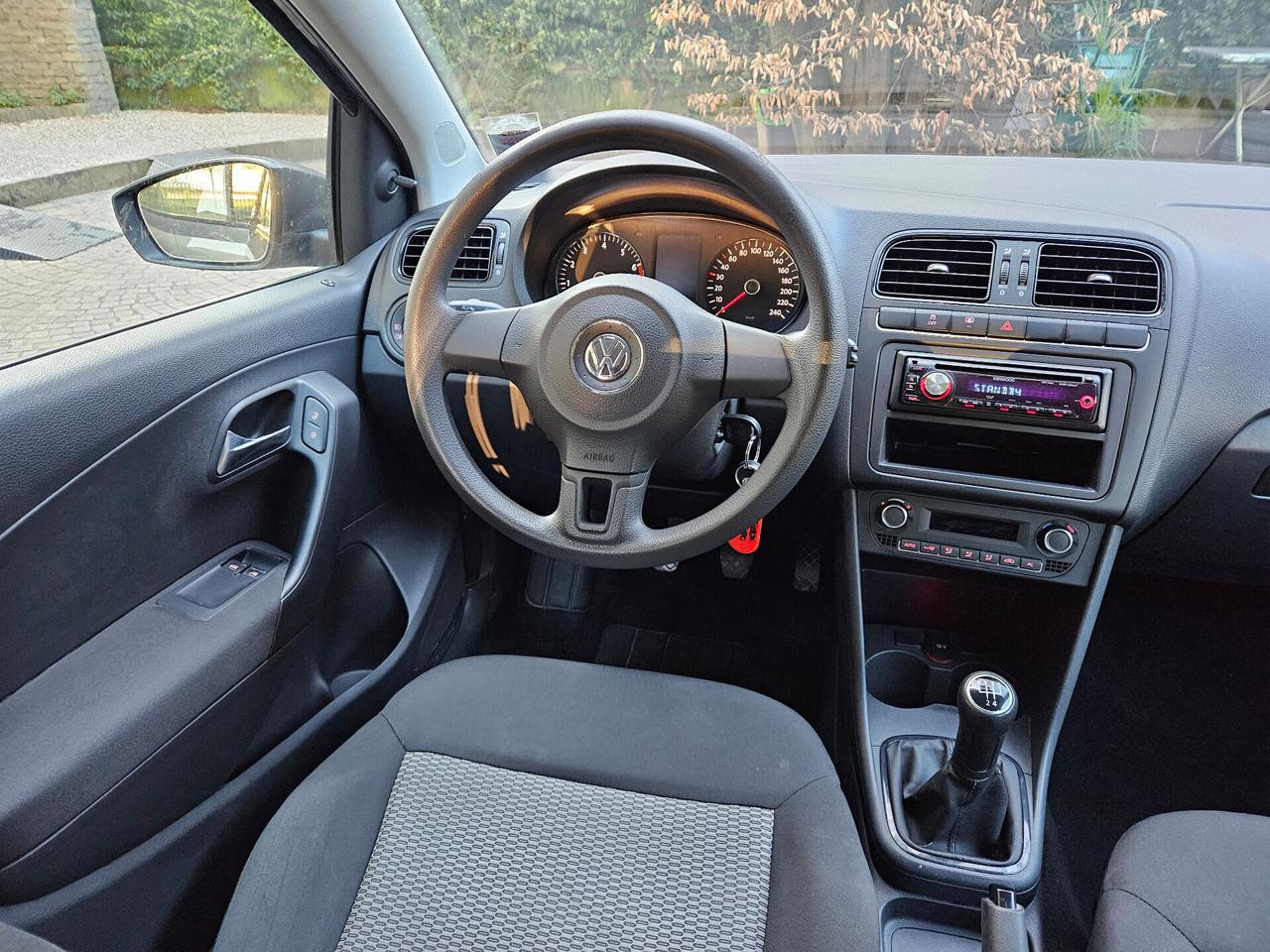Volkswagen Polo Trendline - 1.2 Benzina - 60 CV - Euro 5 - NEOPATENTATI