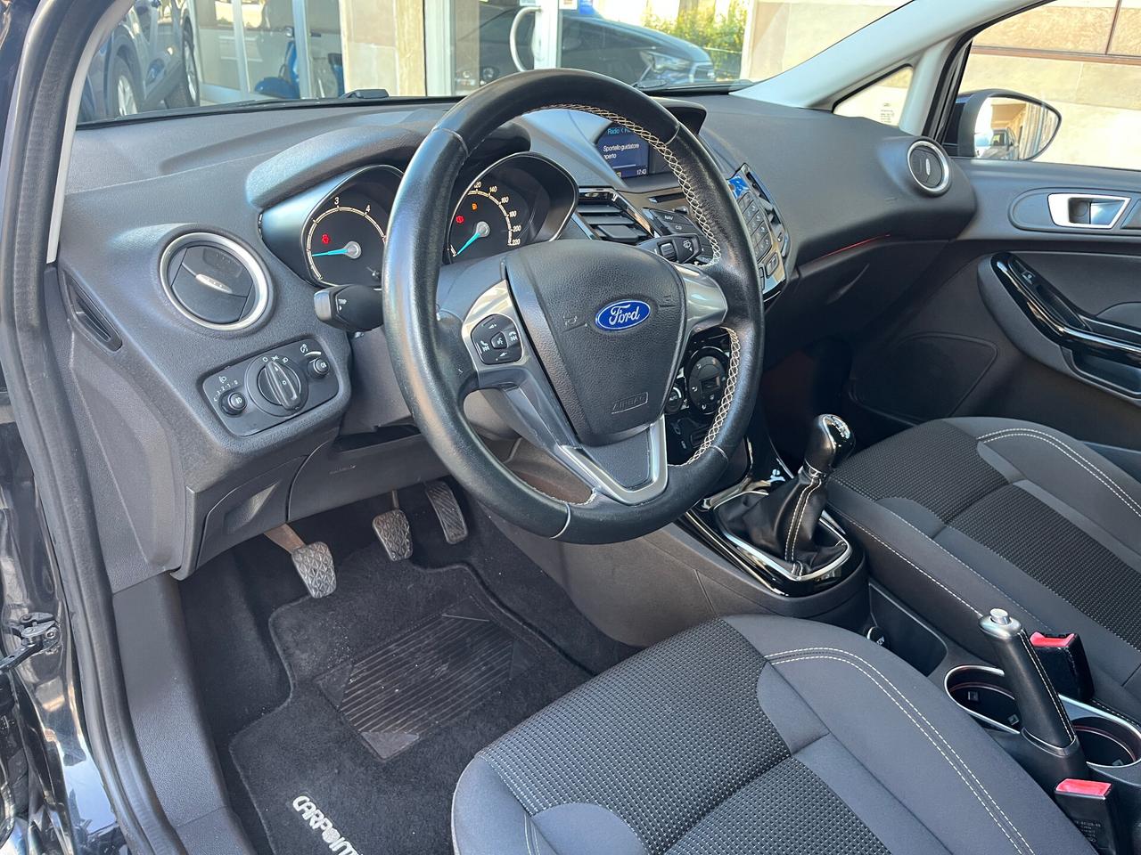 Ford Fiesta 1.5 TDCi 75CV 5 porte Titanium