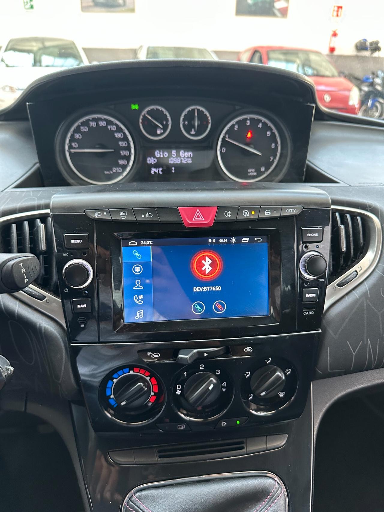 Lancia Ypsilon 1.2 Benz, Euro 6B, impecabb, si neopat