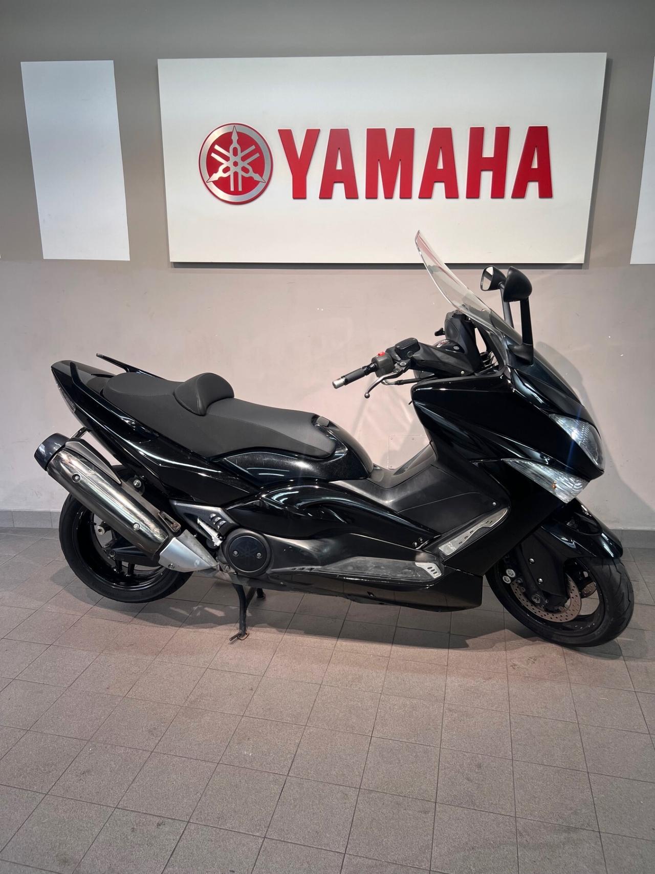 Yamaha T Max 500