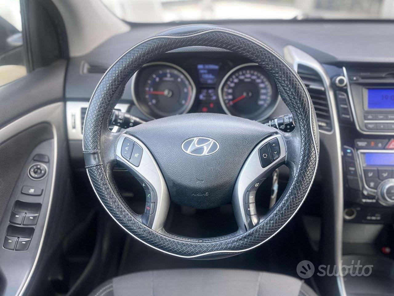 Hyundai i30 1.6 Diesel 110CV E5 Neo - 2012