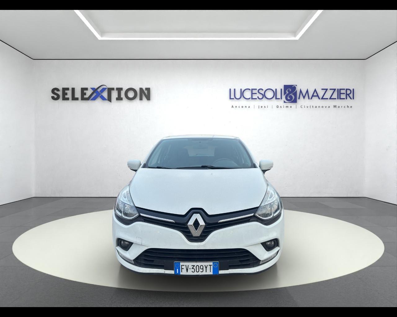RENAULT Clio 4ª serie - Clio dCi 8V 75 CV 5 porte Business