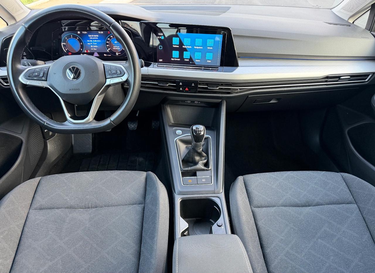 Volkswagen Golf 8 2.0 Tdi 115CV Life
