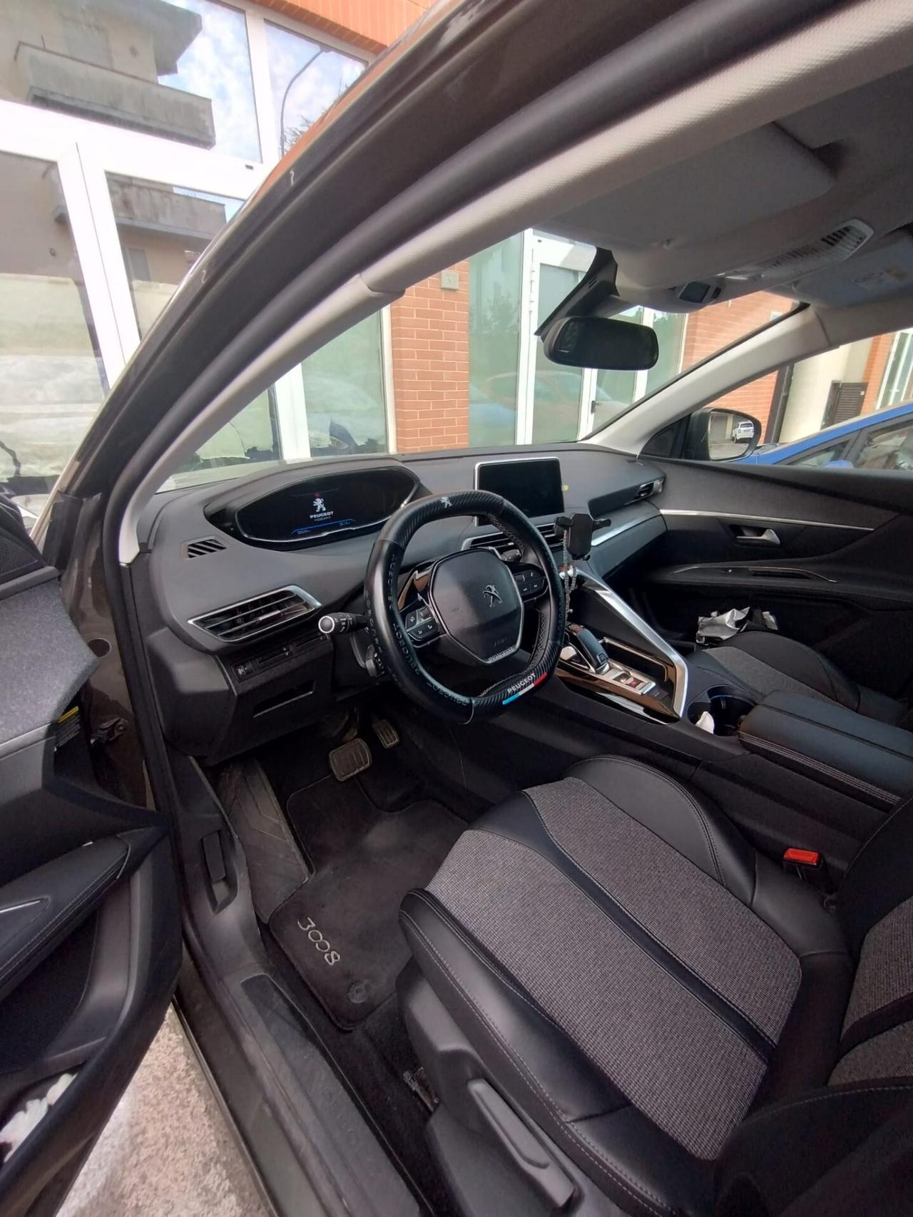 Peugeot 3008 PureTech Turbo 130 S&S Allure