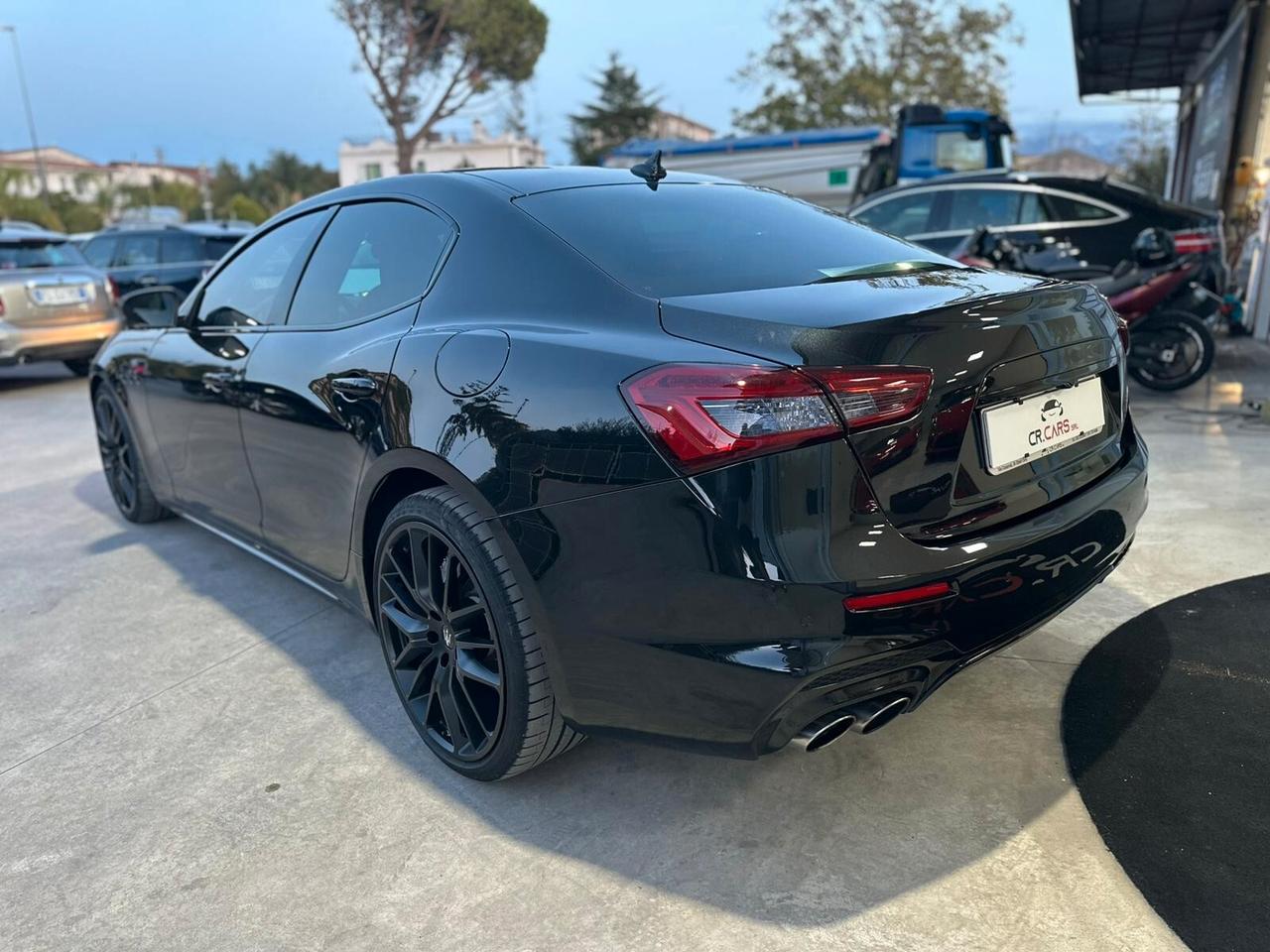 Maserati Ghibli V6 430 CV Q4 Gransport