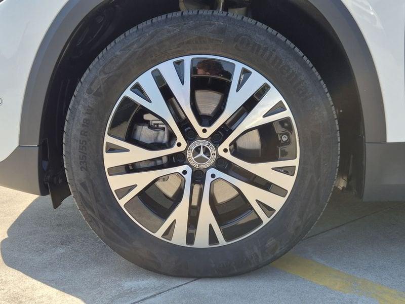 Mercedes-Benz GLA 180 d Progressive Advanced auto