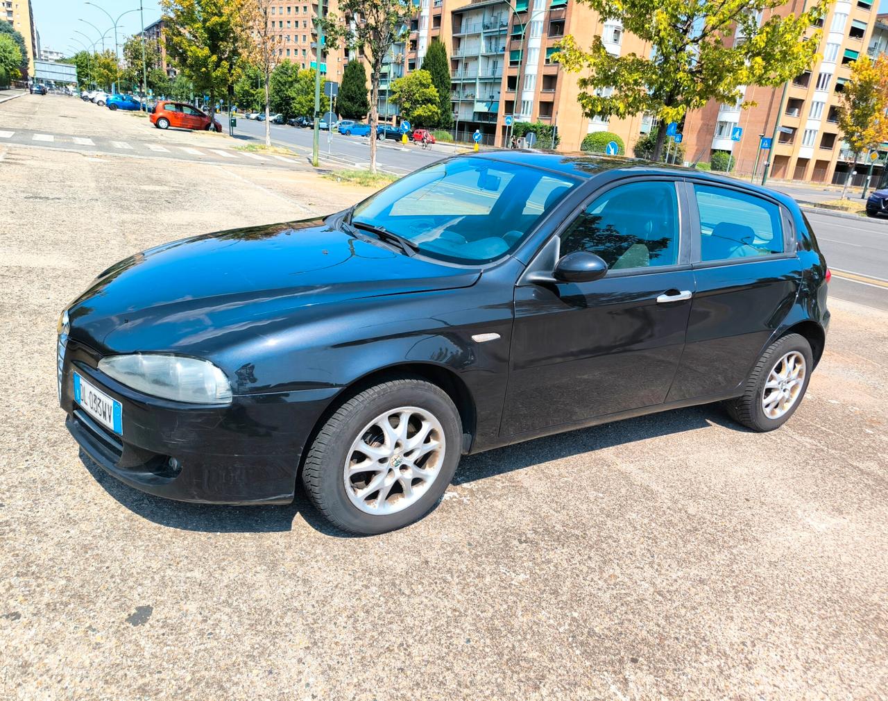 Alfa Romeo 147 1.9 JTD (120) 5 porte Distinctive