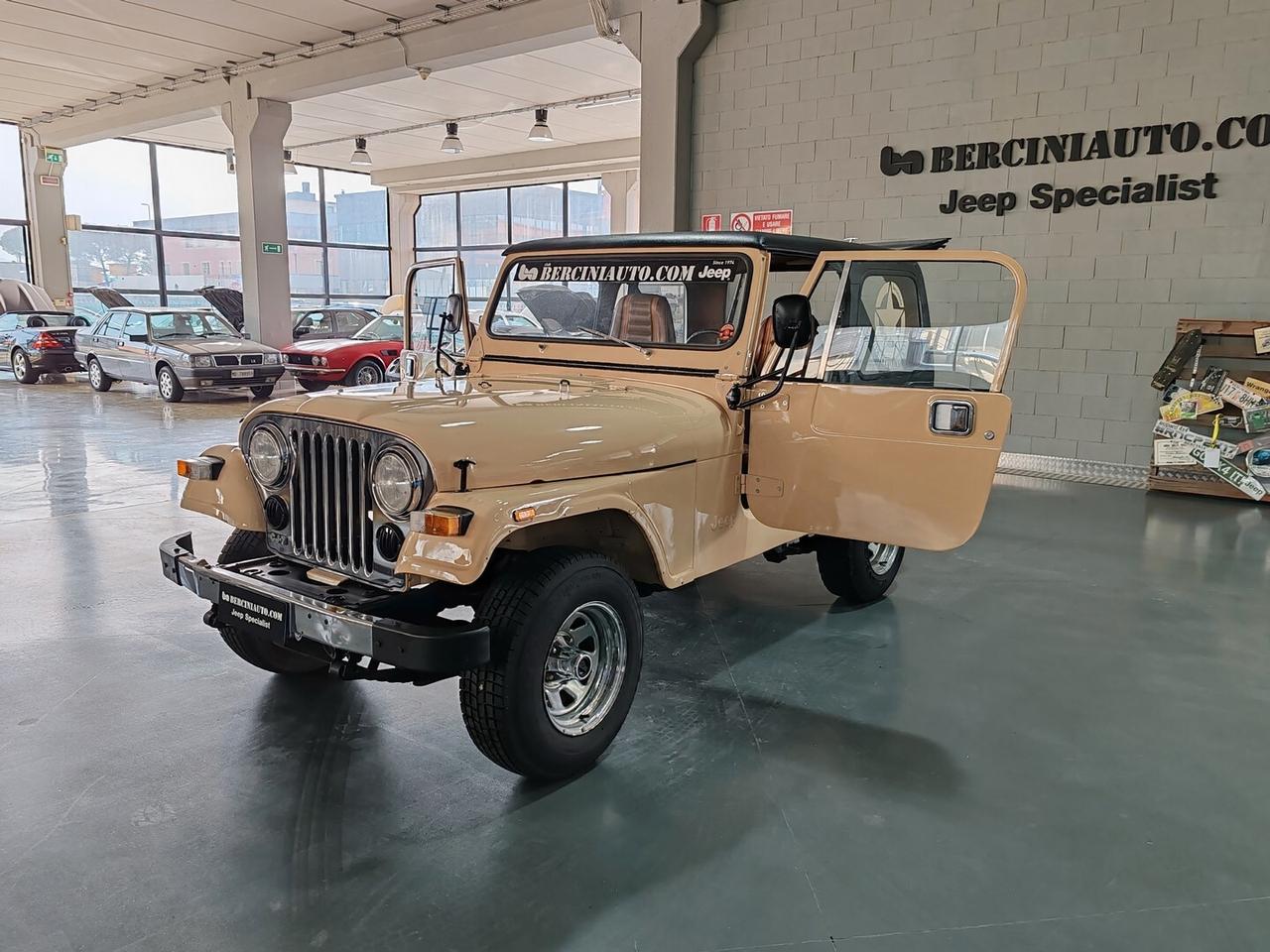 Jeep CJ-7 Laredo